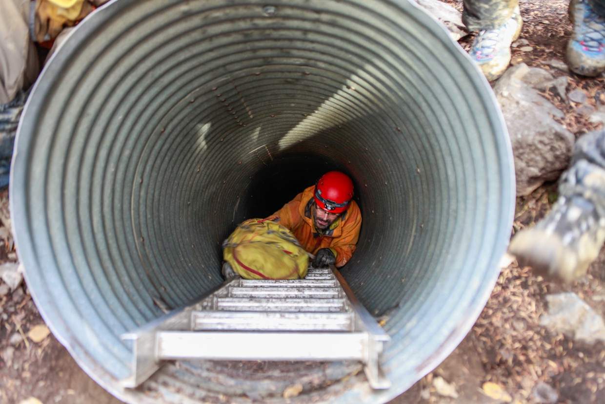 Training day Volunteers practice rescues at Fulford Cave near Eagle